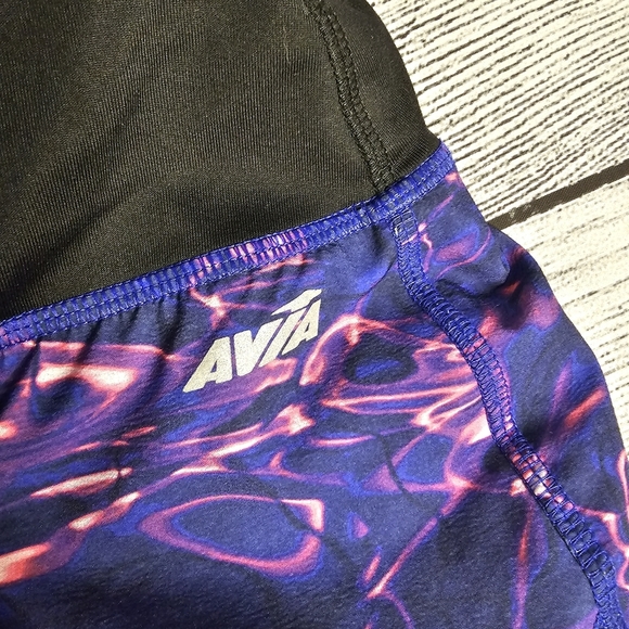 ATHLETIC shorts- vibrant! - Picture 5 of 10